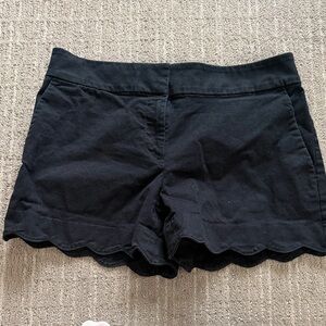 LOFT Black High-Waist Scallop Hem Shorts